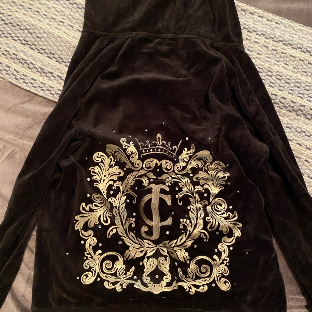 Super cute JUICY COUTURE zip up